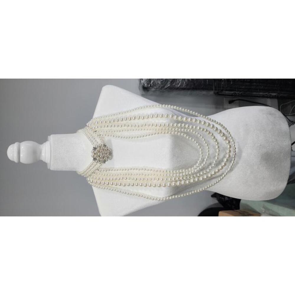 Vintage Multi-String Pearl Necklace with Floral Clasp
